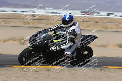 media/Oct-08-2022-SoCal Trackdays (Sat) [[1fc3beec89]]/Turn 9 Inside (10am)/